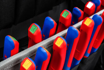 KNIPEX presents new three-component Comfort Handles